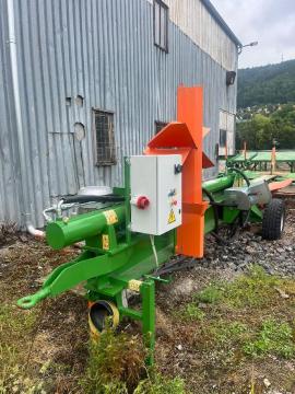 Fendeur Drekos made s.r.o . |  Traitement de débris de bois | Machines à bois | Drekos Made s.r.o